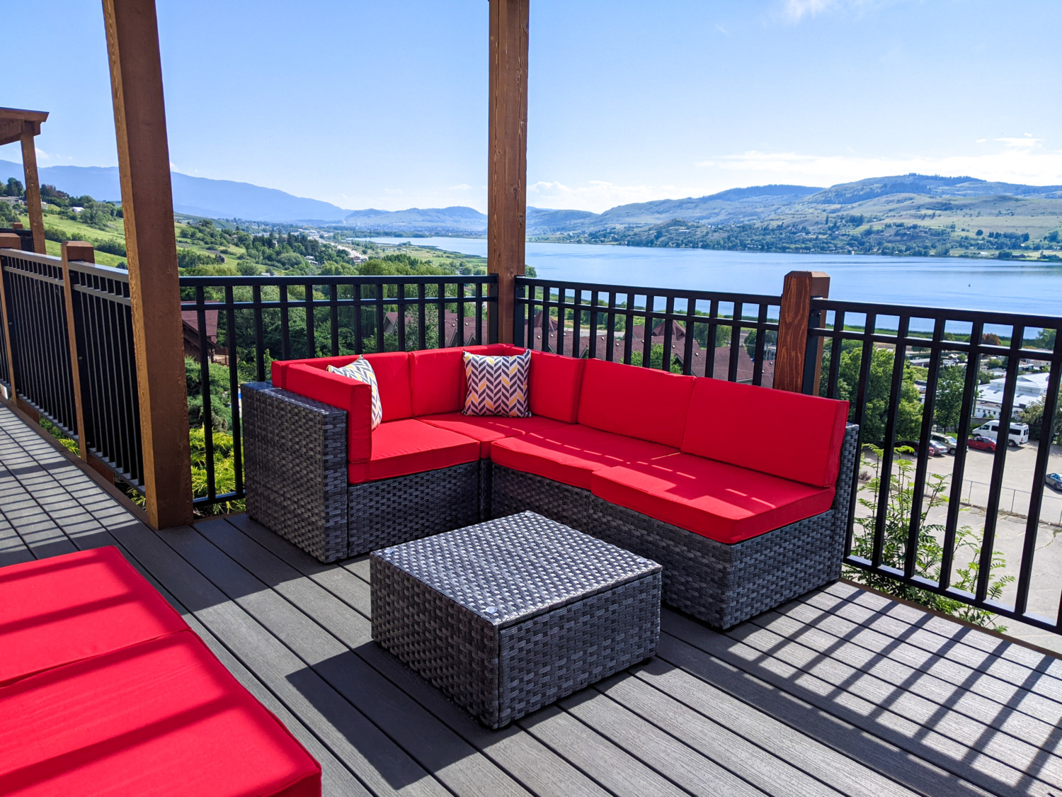 VIP Cabanas SPLASHDOWN VERNON